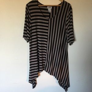NWOT Monroe and Main Tunic